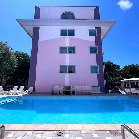 Residence Regent Beach บิบิโอเน ภายนอก รูปภาพ