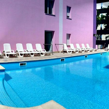 Residence Regent Beach บิบิโอเน ภายนอก รูปภาพ