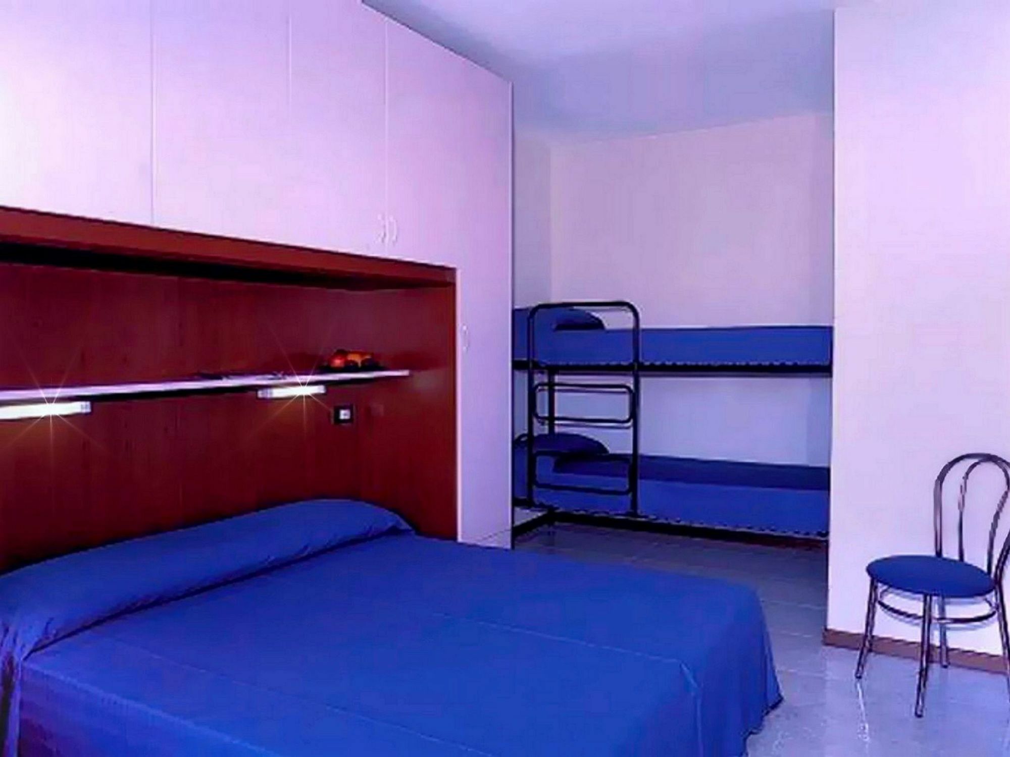 Residence Regent Beach บิบิโอเน ภายนอก รูปภาพ