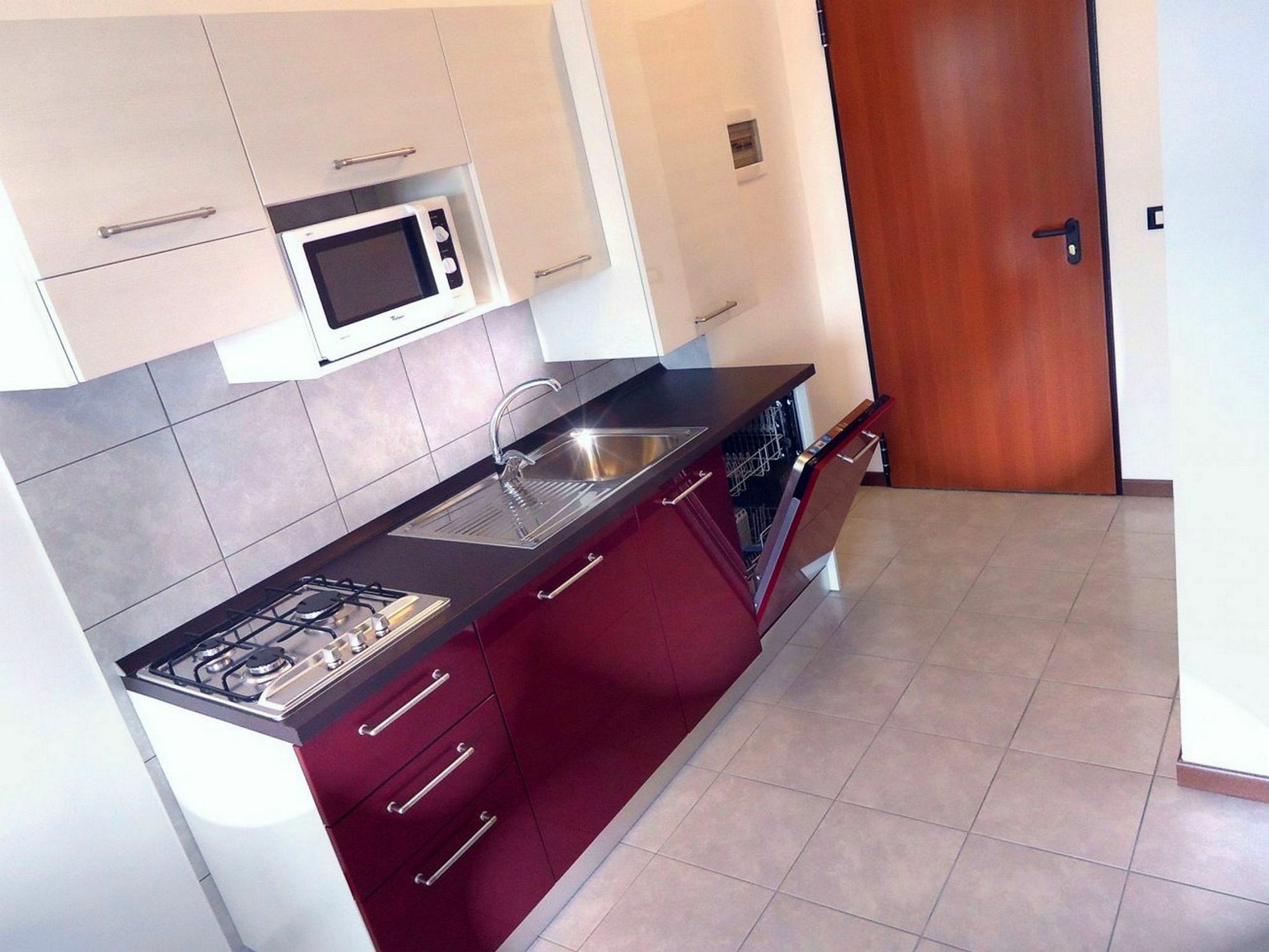 Residence Regent Beach บิบิโอเน ภายนอก รูปภาพ